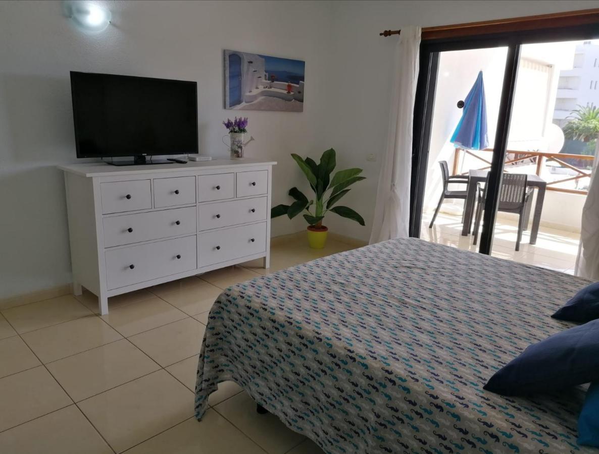 Large Studio Apartment With Lovely Terrace And Wifi Los Cristianos  Luaran gambar